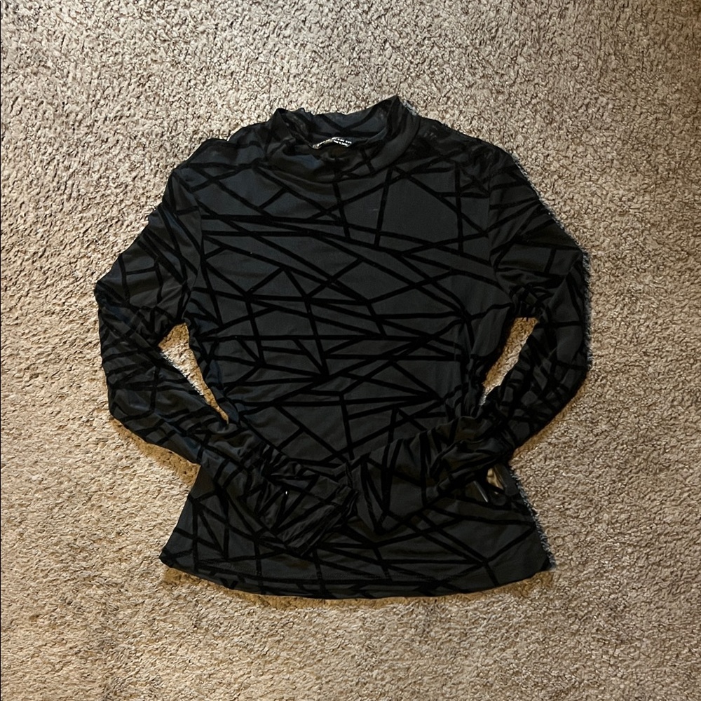 Chic Black Geometric Patterned Top